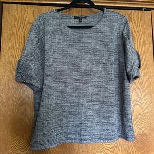 Banana Republic Gray Patterned Women's Top